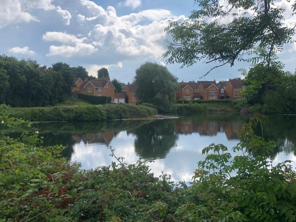 Dease Manor Διαμέρισμα Higham Ferrers Εξωτερικό φωτογραφία